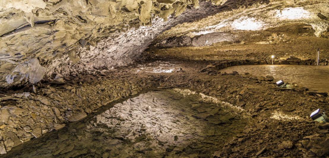 Blick in eine Höhle