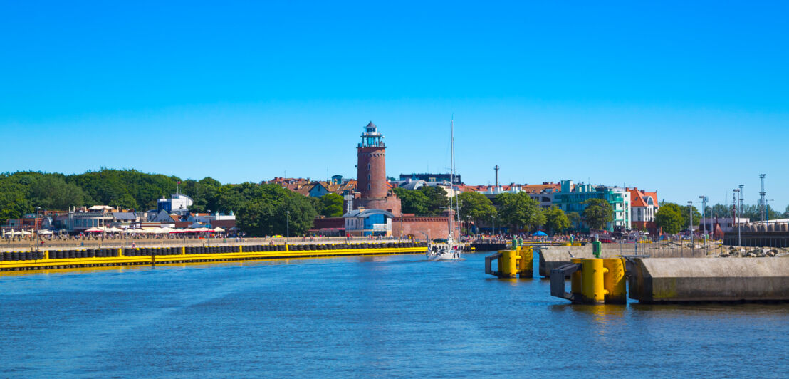 Blick auf einen Hafen