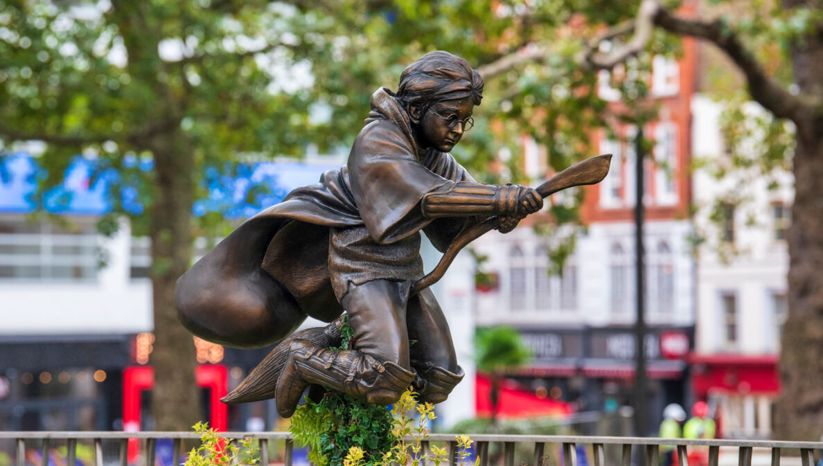 Statue von Harry Potter in London