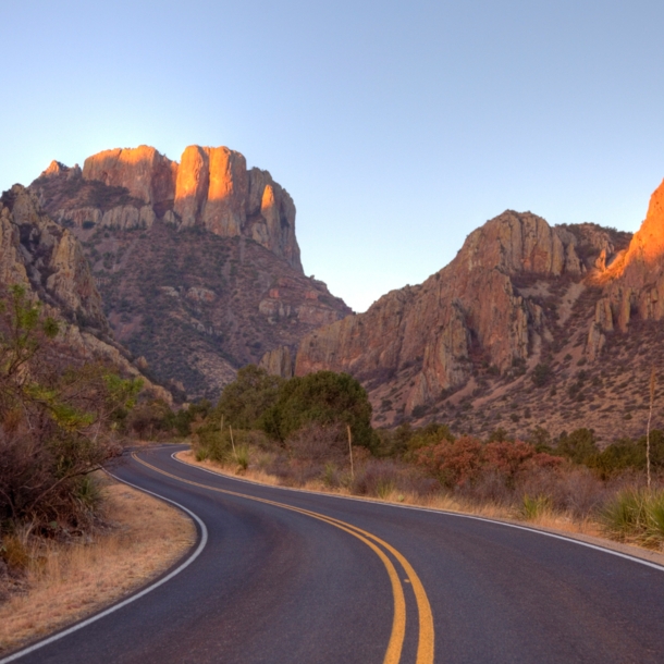 Canyon-Landschaft in Texas mit Straße.