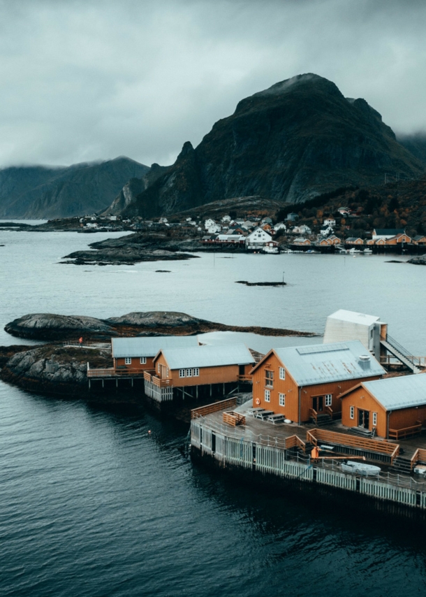 Blick auf das Holmen Lofoten aus der Vogelperspektive