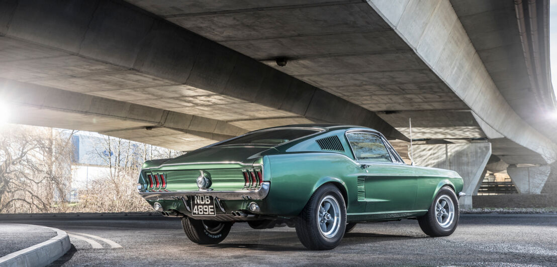 Ford Mustang GT 390 Fastback in Seitenansicht