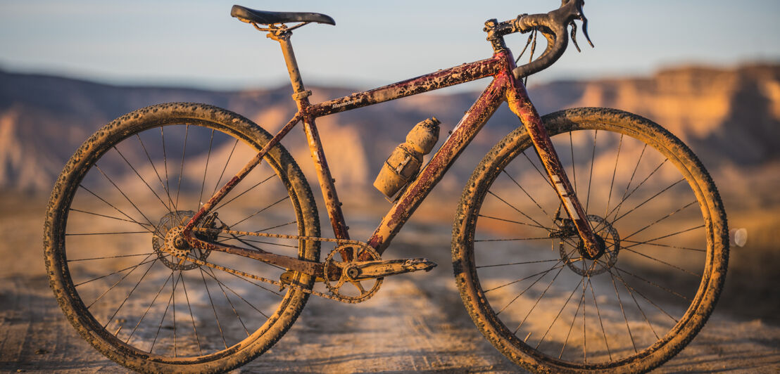 Ein dreckiges Fahrrad