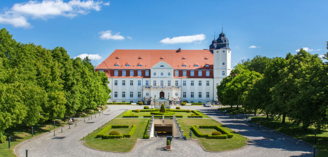 Außenansicht des Golfhotels am Fleesensee