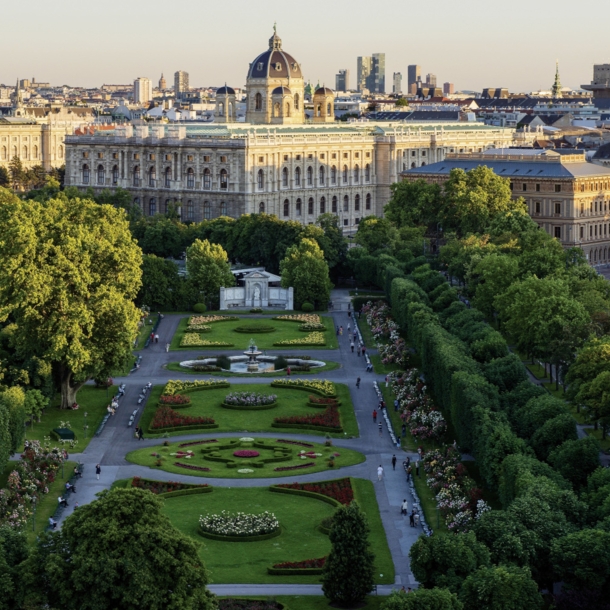 Der Wiener Volksgarten aus der Vogelperspektive