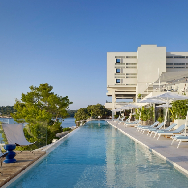 Der Pool des Grand Hotel Brioni Pula