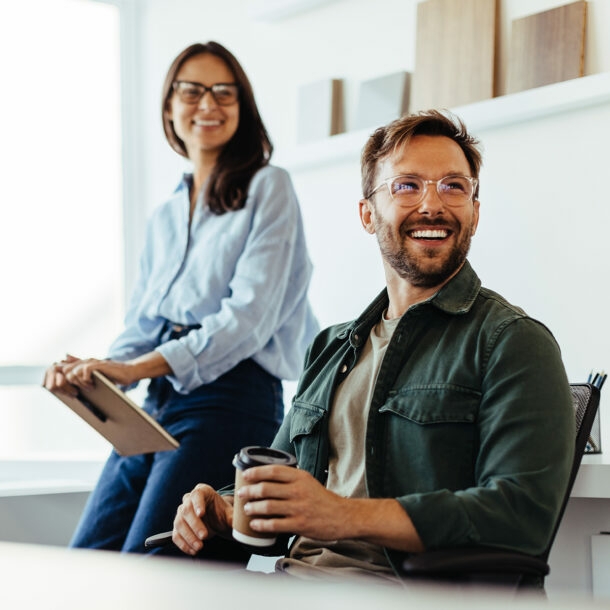 Business-Team in lockerer Atmosphäre