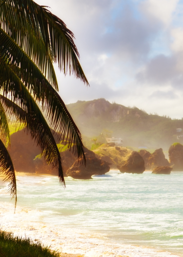 Sonnenuntergang am Strand von Barbados.