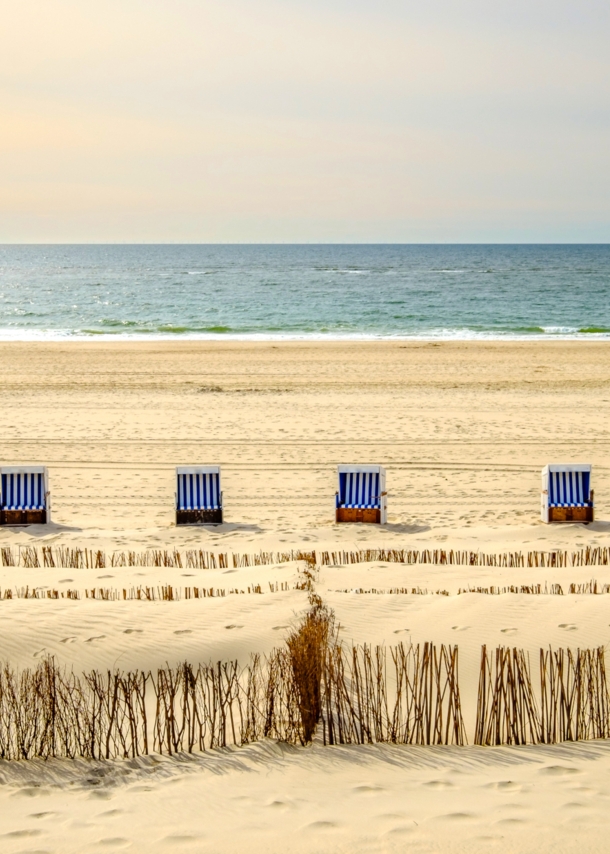 Strandkörbe am Strand