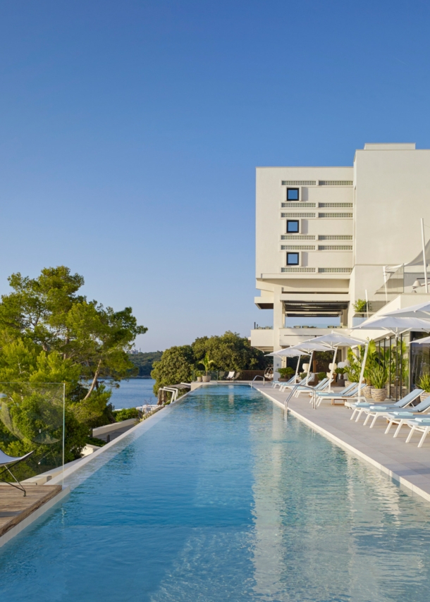 Der Pool des Grand Hotel Brioni Pula